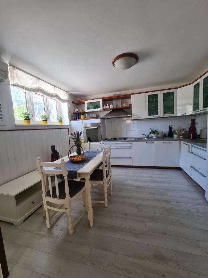 Apartmani Maretimo Primosten Luaran gambar